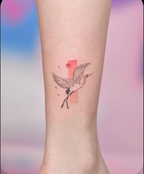 Mini Tattoo Girl, Heron Tattoo, Animal Design Tattoo, Scandinavian Tattoo, Crane Tattoo, Cool Tattoo Ideas, Medusa Tattoo, Spooky Tattoos, Classy Tattoos