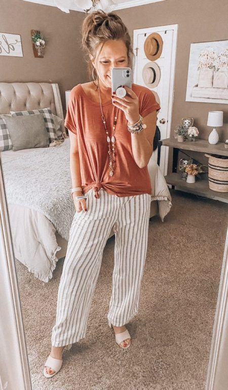 ac796a52db3f16bbdb6557d3d89d1c5adesc48556732ri Black And White Striped Linen Pants Outfit, Old Navy Wide Leg Pants, Tan Striped Pants Outfit, Old Navy Linen Pants Outfit, How To Style Linen Pants Casual, How To Style Striped Pants, Casual Linen Pants Outfit, Navy Linen Pants Outfit, Wide Legged Pants Outfit