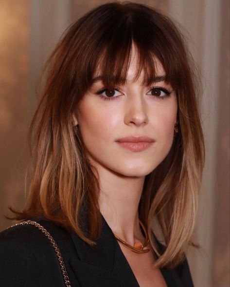 French Shag, Straight Bob With Bangs, Fine Hair Bangs, Dinner In London, London Hair, Bangs With Medium Hair, Hair 2024, Hair Color And Cut, Fall Hair Colors