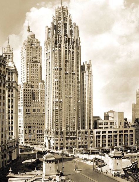 PHOTO - CHICAGO - TRIBUNE BUILDING - FROM OTHER SIDE OF RIVER - LOOKING NE - NOTE AWNINGS - 1931 Tribune Tower, Chicago Heights, Chicago Pictures, Building Sketch, Boston Public Library, Chicago Photos, Chicago Architecture, Chicago Photography, My Kind Of Town