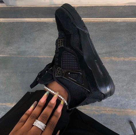 Jordan 4 Black Cat Outfit, Black Cat Outfit, Air Jordan 4 Black Cat, Jordan 4 Black, Jordan Shoes Girls, Cat Shoes, All Nike Shoes, Shoes Sneakers Jordans, Nike Air Shoes