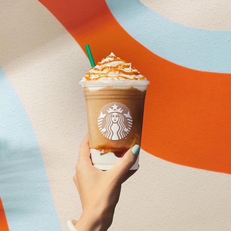 Starbucks Product Photography, Starbucks Campaign, Starbucks Photoshoot, Caramel Ribbon Crunch Frappuccino, Ribbon Crunch Frappuccino, Caramel Ribbon Crunch, Starbucks Poster, Starbucks Photography, Drink Ads