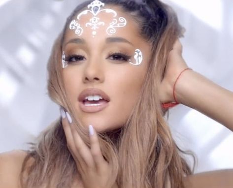 Trending in Beauty: Why Face Jewelry Is Having a Moment Right Now Ariana Grande Break Free, My Everything Ariana Grande, Ariana Music, Ariana Grande Songs, Ladybug And Cat Noir, Latest Jewellery Trends, Face Jewellery, Ariana Grande Wallpaper, The Beauty Department