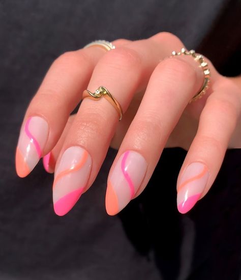 Abstract Swirl Nails, Coral Abstract, Press On Nails Pink, Swirl Nails, Colors 2023, Coral Nails, Nails 2023, Short Acrylic Nails Designs, Gel Nail Designs