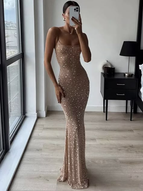 Sequin Maxi Dress, Sequin Maxi, Mini Robes, Maxi Dress Evening, Style Maxi Dress, Mermaid Dress, Party Dresses For Women, Stunning Dresses, Night Club