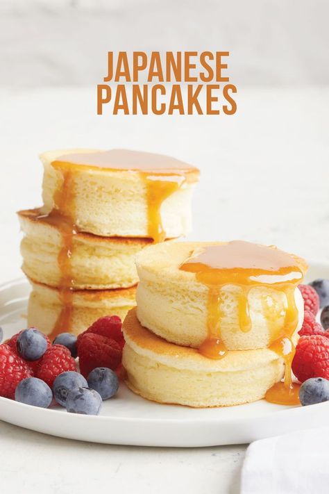 Mini French Toast, Asian Brunch, Beating Egg Whites, Pancake Ideas, Okonomiyaki Sauce, How To Make Meringue, Japanese Pancake, Pancake Calories, Best Brunch Recipes