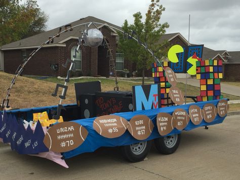 80s Homecoming Floats, Parade Ideas, Homecoming Parade, 80s Theme, Parade Float, Bright Ideas, Stuff To Do, Homecoming, Float