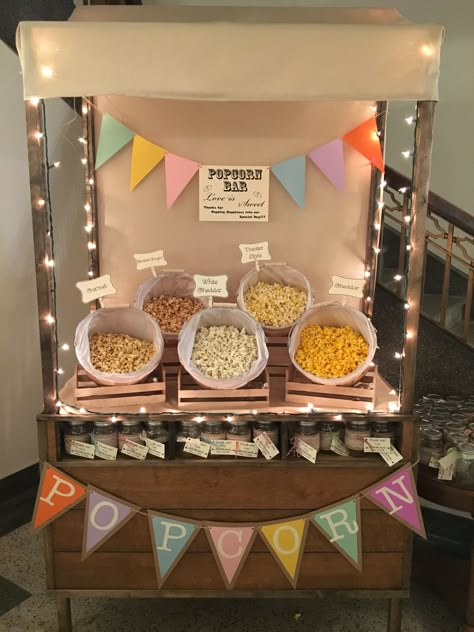 Popcorn Station Ideas, Food Fest Decoration Ideas, Food Stalls Decoration Ideas, School Food Stall Ideas, Popcorn Shop Ideas, Food Stall Ideas For School, Food Fest Stall Decoration Ideas, Popcorn Stand Ideas, Popcorn Cart For Wedding