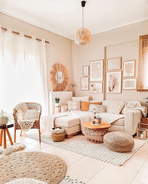 Cozy Bohemian Living Room, Boho Living Room Inspiration, Bohemian Living Rooms, Aesthetic Home Decor, Bed Design Modern, Boho Living Room Decor, Boho Room Decor, Home Decor Quotes, Baby Room Design