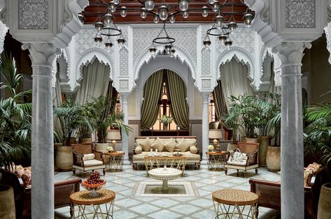 Royal Mansour Marrakech, Luxury Places, Moroccan Riad, Moroccan Architecture, Dream Hotels, Interior Desig, Moroccan Interiors, Exterior Decoration, Moroccan Art