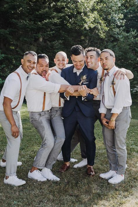 Groomsmen Attire With Sneakers, Fall Groom Attire, Dapper Bride, Groom Suit Summer, Fall Groom, Groomsmen Shoes, Bridesmaid Hair Inspo, Groomsmen Looks, Wedding Tux