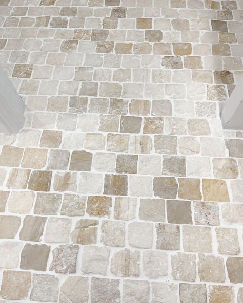 Indoor Cobblestone Floors, Cobblestone Interior Floor, Cobblestone Tile Floor, Cottage Core Flooring, Cobblestone Flooring Interior, Cobblestone Bathroom Floor, Cobblestone Entryway, Diy Outdoor Tile, Stone Flooring Bathroom