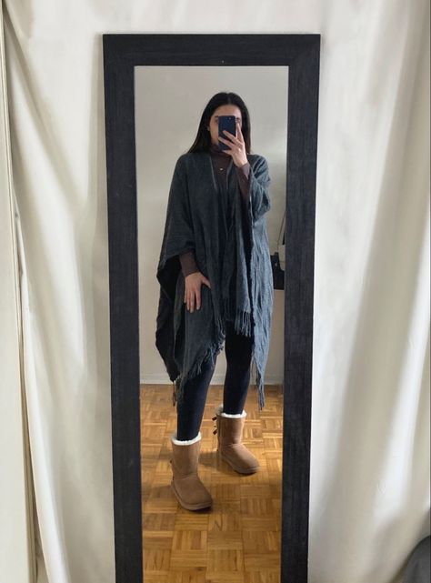 shawl outfit Shawl Outfit Ideas, Shawl Outfit, Shawl, Outfit Inspirations