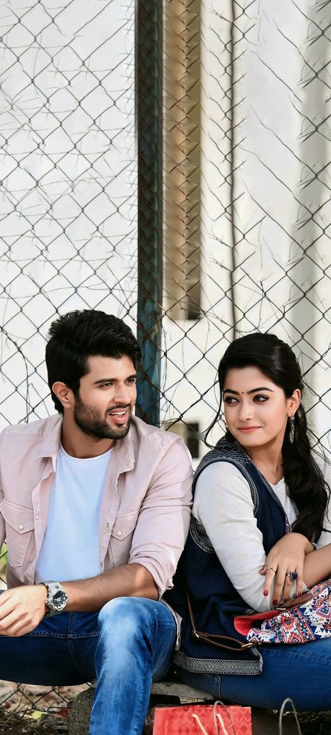 Vijay Devarakonda Love Images, Vdk Hd Images, Vijay Devarakonda Geetha Govindam, Vijay Devarakonda Pics, Geeta Govindam Wallpapers, Jupiter Mazha Song, Vijay Devarakonda Rashmika Images, Rashmika And Vijay Devarakonda, Geetha Govindam Wallpapers