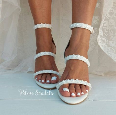 Bridal Sandals 3 Straps With Flowers and Pearls Ivory - Etsy White Wedding Sandals, Eloping Dress, Strappy Wedding Shoes, White Sandals Wedding, Wedding Sandals For Bride, Block Heels Wedding, Flower Wedding Shoes, Shoes Flowers, Pearl Heels