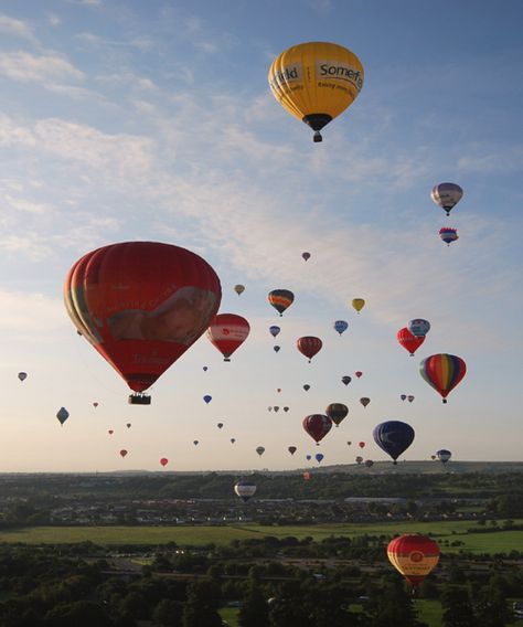 Bristol Balloon Fiesta Bristol Balloon Fiesta, Bristol England, Bristol Uk, Uk City, England Uk, London City, Hot Air, Hot Air Balloon, Bristol