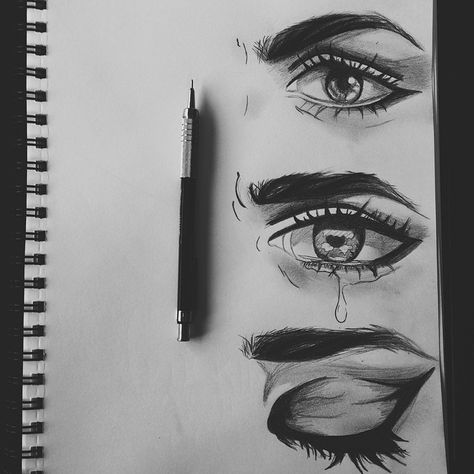 Realistic Eye Drawing, Person Drawing, Eye Sketch, Art Kawaii, Charcoal Drawings, Arte Sketchbook, Poses References, Pencil Portrait, A Pencil