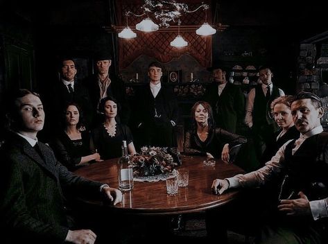 Helen Mccrory, Peaky Blinders Series, Peaky Blinders Characters, Peaky Blinders Tommy Shelby, Cillian Murphy Peaky Blinders, Mafia Families, Nijirô Murakami, Tommy Shelby, Billy Boy