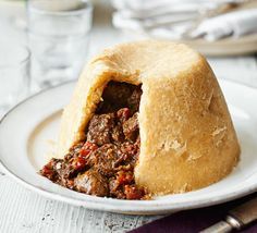 Suet Pastry, Steak And Kidney Pudding, Stewing Steak, Suet Pudding, Nigella Lawson Recipes, Julia Childs, Creamy Mash, Fish Pie, Rachel Ray