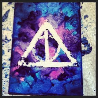 The Harry Potter melted crayon art...with instructions on how to recreate it. Harry Potter Canvas Painting, Harry Potter Art Projects, Melted Crayons, Harry Potter Painting, Melted Crayon Art, Harry Potter Bedroom, Diy Harry Potter, Christmas Paintings On Canvas, Harry Potter Decor