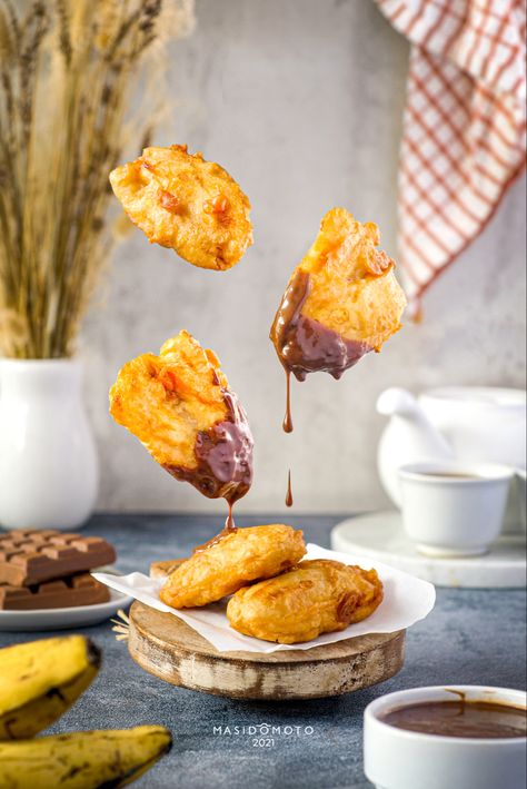 Nugget Photography, Snacks Photography, Cheese Brands, Levitation Photography, Korean Barbecue, Fried Bananas, Korean Snacks, Dessert Photography, Kiosk Design