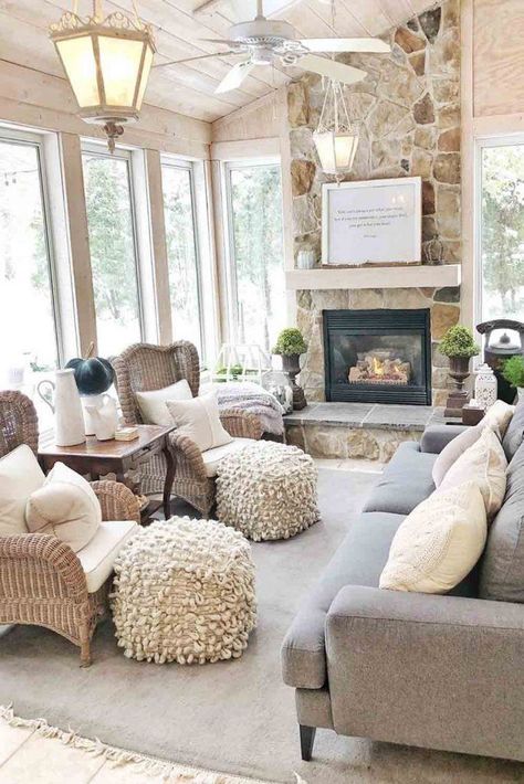 Sunroom Ideas: The Best Combo Of Indoor And Outdoor In One ★ Small Sunroom Decorating Ideas, Farmhouse Sunroom Ideas, Indoor Sunroom Furniture, Indoor Sunroom, Sunroom Living Room, Small Sunroom, Sunroom Furniture, Sunroom Ideas, Sunroom Decorating