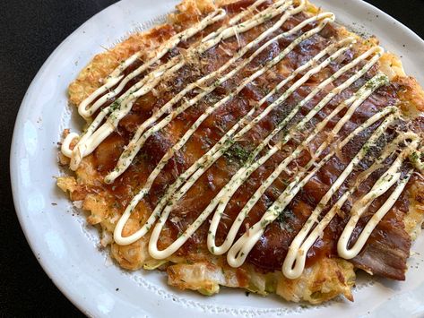 Wombok Okonomiyaki – Hiroko's Recipes Wombok Cabbage Recipes, Wombok Recipe, Okonomiyaki Sauce, Food Asian, Savory Pancakes, Cabbage Recipes, Asian Dishes, Comfort Foods, Bite Size