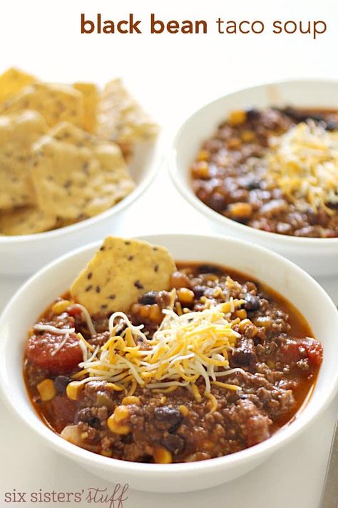 This quick and easy black bean taco soup recipe is budget friendly, and takes only 20 minutes to make. Also makes a great freezer meal! Taco Soup Freezer Meal, Bean Taco Soup, Veggie Lasagne, Slow Cooker Freezer Meals, Black Bean Tacos, Taco Soup Recipe, Six Sisters Stuff, Bean Tacos, Easy Freezer Meals