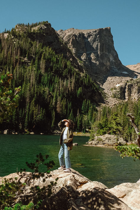 If you've never visited a National Park before, Rocky Mountains will set the bar very high for you! This Colorado National Park is an hour away from Boulder which makes a the perfect day trip to Rocky Mountains. Discover the best hikes and travel tips to make the most of your hiking day in RMNP. Best Things in Colorado | Best Hikes in Colorado | Visit Colorado | Boulder Travel Guide | US Destinations 2024 | Best Places to Travel in US | Explore Colorado | Colorado Aesthetic | Forest Aesthetic Estes Park Colorado Aesthetic, Colorado Hiking Aesthetic, Colorado Aesthetic Summer, Colorado Instagram Pictures, Boulder Colorado Aesthetic, Rocky Mountains Aesthetic, Denver Colorado Aesthetic, Denver Aesthetic, Mountain Photoshoot Ideas