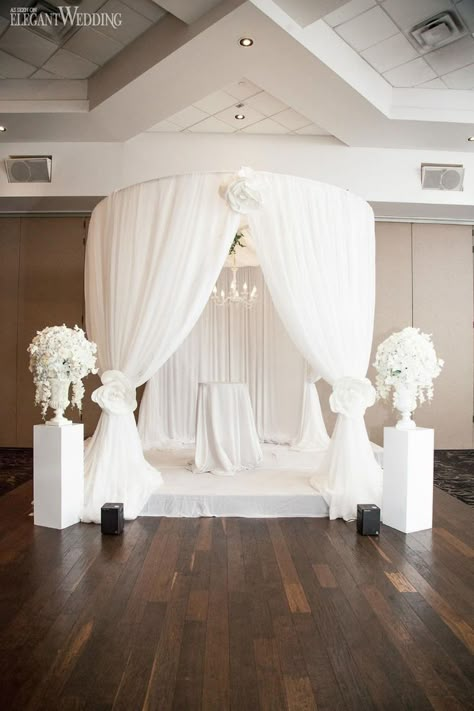 Draped Wedding Arch, White Drapes Wedding, Chuppah Ideas, Gazebo Wedding Decorations, Backdrop Inspiration, Ceremony Entrance, Disney Wedding Invitations, White Wedding Arch, Wedding Draping