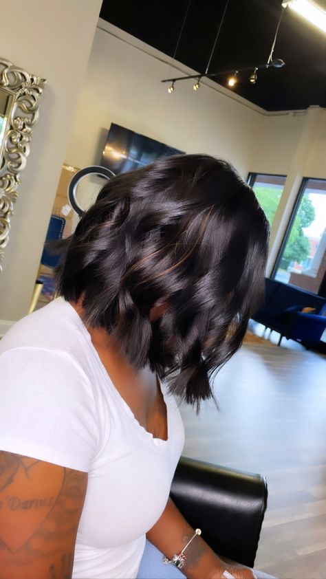 Beach Waves On Bob Hair, Short Bob With Layers Black Women, Beach Curls Bob Black Women, Beach Waves Silk Press, Soft Curl Bob Black Women, Bob With Loose Curls, Silk Press Natural Hair Short Curls Middle Part, Short Blow Dried Hairstyles Black Women, Natural Hair Silk Press Bob