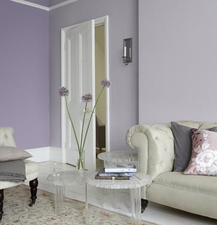 A living room in lilac and lavender Lavender Walls Bedroom Room Ideas, Lilac Living Room Ideas, Light Purple Living Room, Lilac Living Rooms, Paint Color For Living Room, Lilac Living Room, Purple Bedroom Walls, Lavender Living Room, Color For Living Room