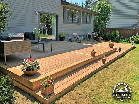 Raised Deck Off Back Of House, Small Backyard Decks, Ground Level Deck, Terrasse Design, Backyard Area, Patio Deck Designs, Deck Designs Backyard, Backyard Renovations, Deck Builders