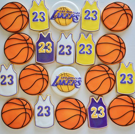 Lakers Cookies, Basketball Sugar Cookies, Basketball Theme Birthday, Basketball Cookies, Safari Cookies, Basketball Theme Party, Basketball Theme, Basketball Birthday, Magic Cake