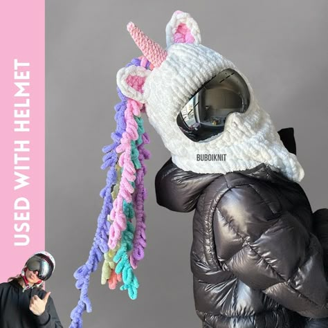 Crochet Helmet Cover, Ski Crochet, Balaclava Mask, Ski Style, Unicorn Hat, Cute Diy Projects, Ski Helmet, Helmet Covers, Ski Fashion