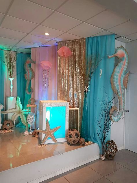 Under The Sea Quinceanera Theme, Ocean Birthday Theme, 12th Birthday Party Ideas, Homecoming Decorations, Sweet 16 Party Decorations, Galaxy Wedding, Ocean Birthday Party, Starfish Wedding, Quinceanera Planning