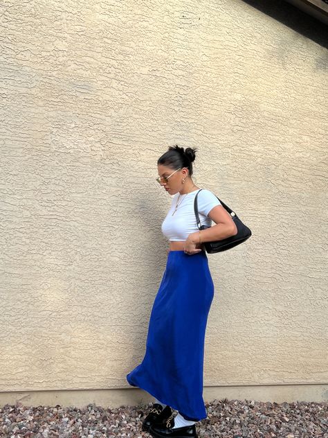 Outfit With Blue Skirt, Royal Blue Maxi Skirt Outfit, Cobalt Blue Skirt Outfit, Blue Maxi Skirt Outfit Summer, Blue Skirt Outfit Aesthetic, Tight Maxi Skirt Outfit, Blue Outfit Ideas Black Women, Blue Long Skirt Outfit, Long Blue Skirt Outfit