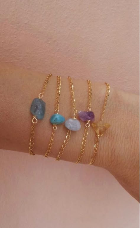 Crystal Jewelry Diy, Aquamarine Bracelet, Raw Crystal Jewelry, Bracelet Minimalist, Diy Wire Jewelry, Dainty Bracelet, Bracelet Dainty, Handmade Wire Jewelry, Minimalist Bracelet