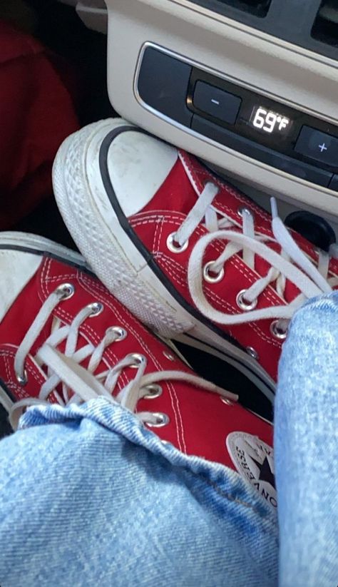 Red Converse, My Pics, Shoe Inspo, Aesthetic Shoes, Swag Shoes, Love U, Red Aesthetic, Pretty Shoes, Dream Shoes