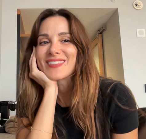 Stefania Spampinato, Army Video, Fav Celebrities, Station 19, Shine Your Light, Greys Anatomy, Actors, Human, Celebrities