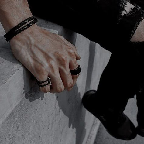 Rings Aesthetic Men, Hand Veins, Aesthetic Men, Rings Aesthetic, Hot Hands, Miraculous Characters, Adrien Agreste, Male Hands, Aesthetic Guys