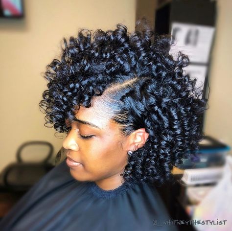 I meannnn... if the rodset ain’t shiny and bouncy, is it even a rodset?!? These were done on perm rods by the way. They’re my favorite bc… Haircut Shoulder Length, Haircut Shoulder, Cabello Afro Natural, Long Box Braids, Pelo Afro, Braid Hairstyles, Modern Hairstyles, Box Braids Hairstyles, Natural Hair Care