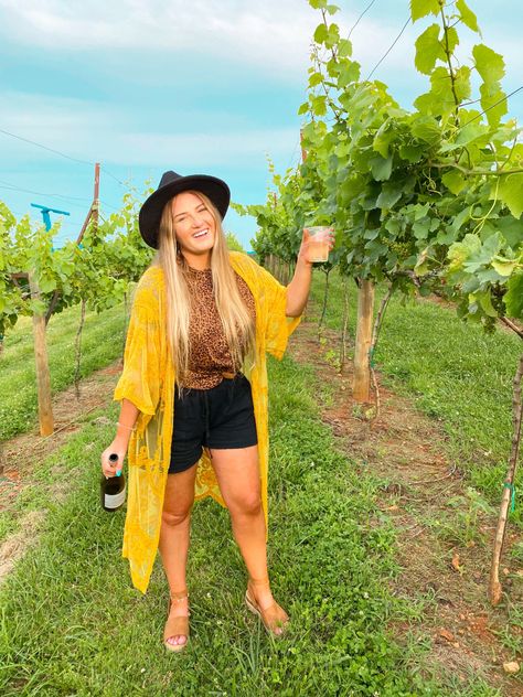 winery outfit ideas summer outfit Winery Date Outfit, Winery Poses, Winery Date, From Zero To Hero, Wineries Outfit, Zero To Hero, Date Outfit Summer, Sweet Summertime, New Years Outfit