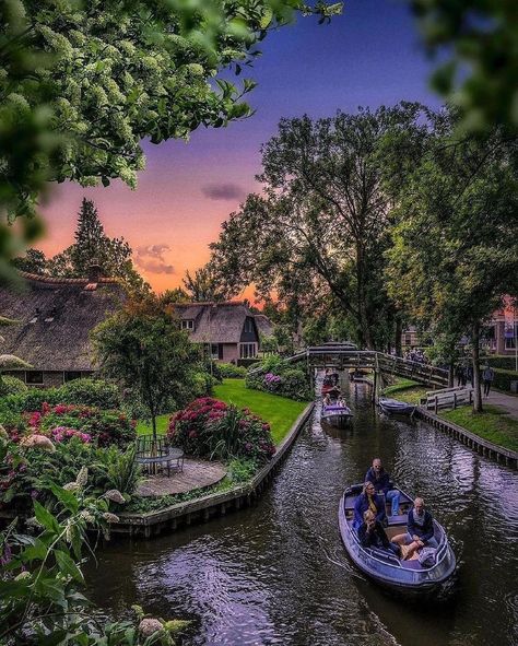 Giethoorn, the picturesque village in the Netherlands, is a hidden gem with its charming thatched-roof cottages and tranquil canals.💗

To explore Amsterdam Visit our Website.

📸: @butnomatter.theroadislife
📍: Giethoorn, Netherlands 🇳🇱

#Amsterdam #AmsterdamAesthetic #Giethoorn Giethoorn Village, Giethoorn Netherlands, Virtual Travel, Netherlands Travel, Exotic Places, Dream Travel Destinations, Beautiful Places To Travel, Dream Destinations, Travel Aesthetic