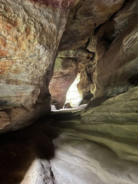 7 Tips For Hiking The Rock House In Hocking Hills - Rocky Steps, Hocking Hills Ohio, Hocking Hills State Park, Trail Bike, Rock House, Waterfall Trail, Hocking Hills, Cascade Waterfall, Hiking Spots