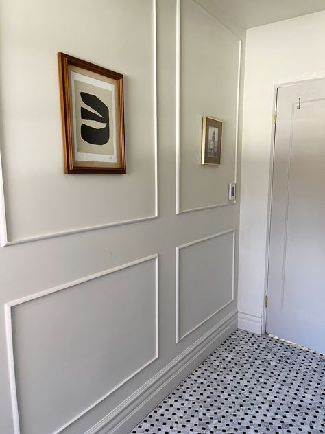 Square Panelling, Square Paneling, Trial Room, Wainscoting Ideas, Millwork Details, Wall Panelling, Bedroom Panel, Empty Wall, Wainscoting