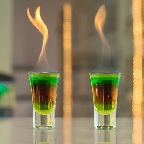 Spoon Light, Flaming Shots, Flaming Drinks, Sour Apple Pucker, Bacardi 151, Girls Night Drinks, Vodka Lemon, Shooter Recipes, Apple Pucker