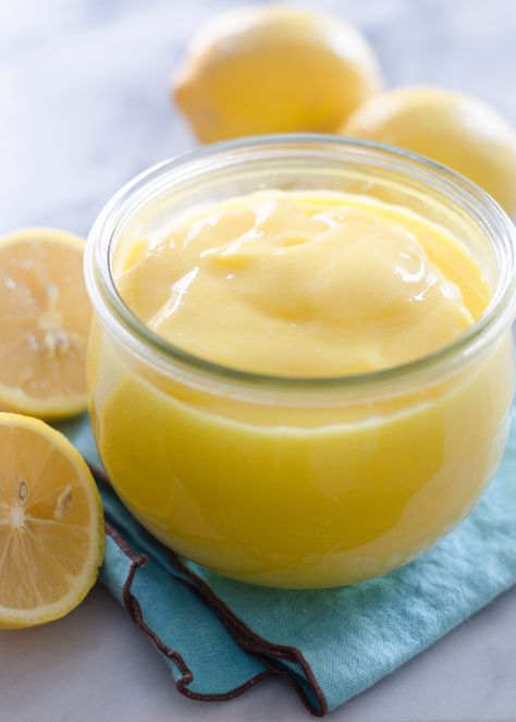 Sugar Free Lemon Curd, Citron Recept, Easy Lemon Curd, Lemon Curd Recipe, Curd Recipe, Lemon Desserts, Low Carb High Fat, Lemon Recipes, Tasty Treats