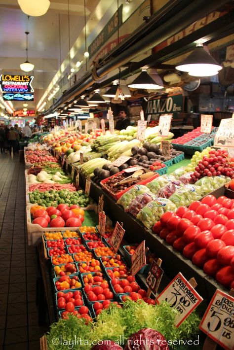 Vegetables and fruits at Pike Place Market Seattle, US Vegetables Market, Vegetable Market, Pike Place Market Seattle, Produce Market, Food Grocery, Vegetable Shop, Moving To Seattle, Fruit Shop, Public Market