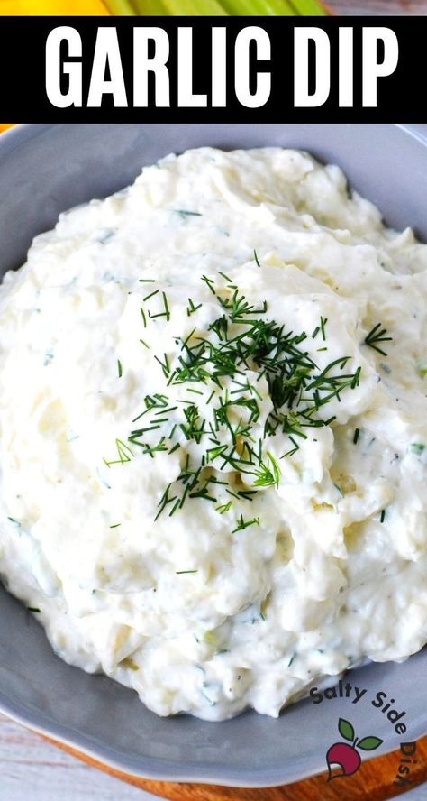 bowl of garlic dip with fresh herbs. Garlic Sour Cream Dip, Garlic Onion Dip, Garlic Herb Dip, Roasted Garlic Dip, Sour Cream Dip Recipes, Garlic Dip Recipes, Veggie Dip Recipe, Dip For Potato Chips, Garlic Flatbread